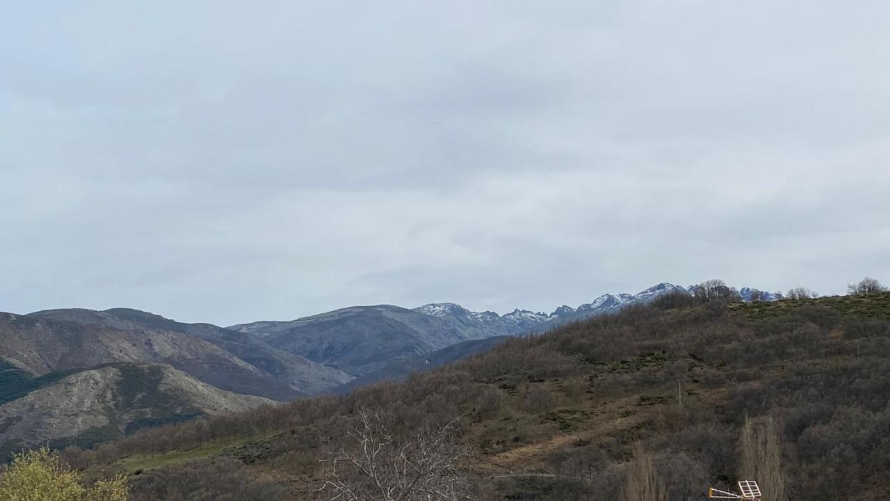 Atardecer En Gredos 2 Villa San Bartolomé de Tormes Buitenkant foto